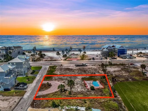 101 Anchorage ST, FORT MYERS BEACH, FL 33931