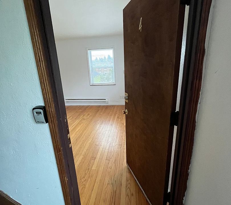 1st image of 2250-2258 Torrey Hill Dr #2250-4