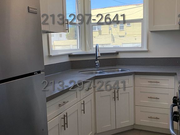 4th image of 1015 N Normandie Ave APT 8
