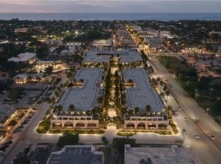 1010 5th AVE S #207-D, NAPLES, FL 34102