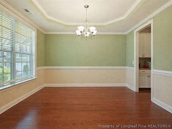 4th image of 34 Coswell Ct