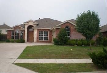 1st image of 4406 Oakwood Ln