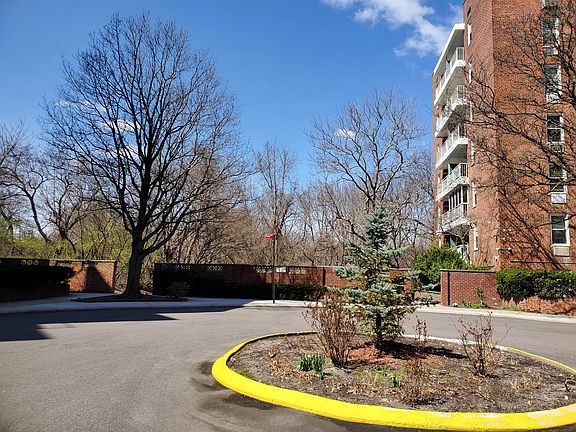 3rd image of 66-01 Burns St APT 3F