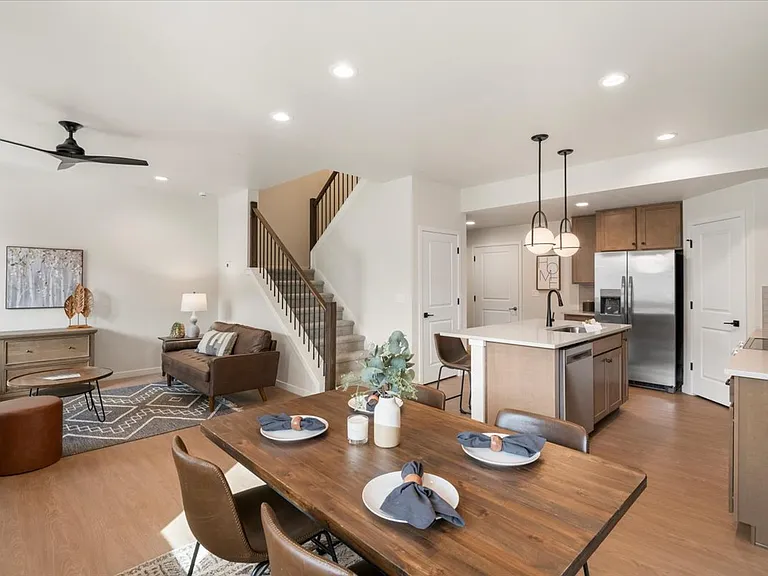 2440 Brookstone Dr #C — Photo 12
