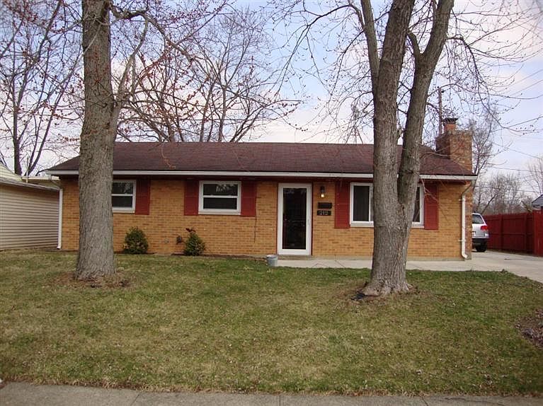 1st image of 212 Bronwood St