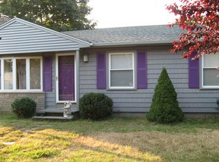 18 Diana Dr, Pawtucket, RI 02916