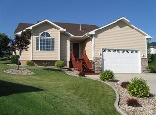 2951 Evergreen Dr, Rapid City, SD 57702