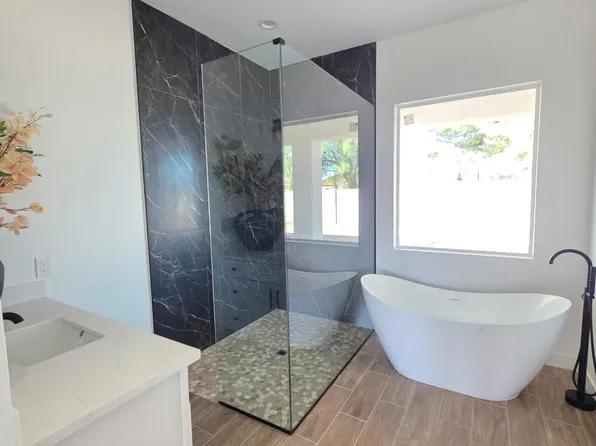 1225 N IRONWOOD Drive, Apache Junction, AZ 85120