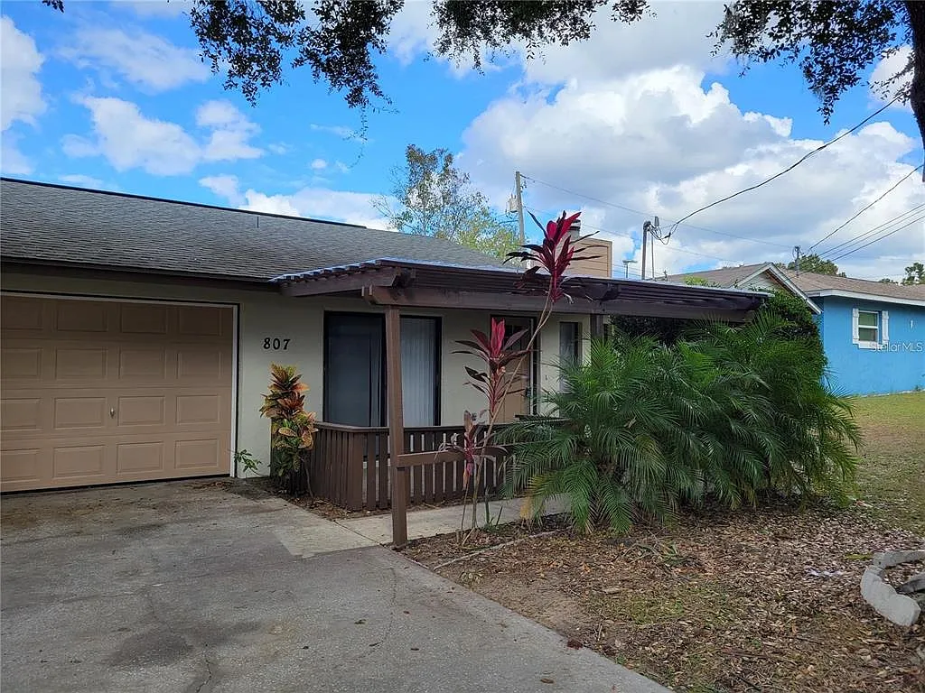 2 bed, 2.0 bath, 1104 sqft, $1,600 — Photo 1