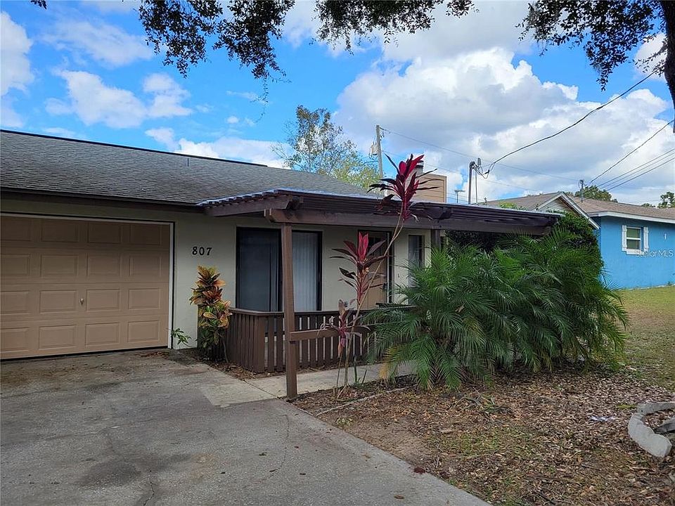 1st image of 807 McLain Ct