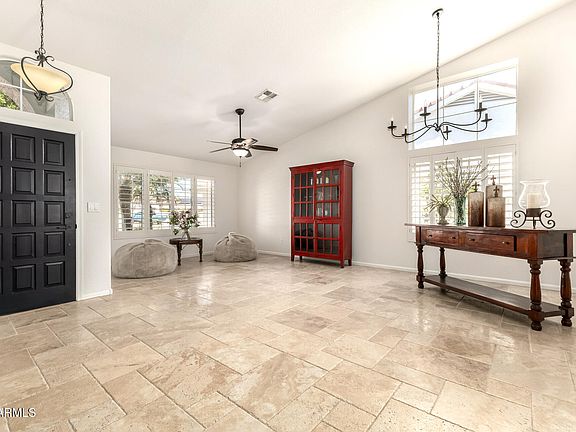 5th image of 3827 E GLENHAVEN Drive