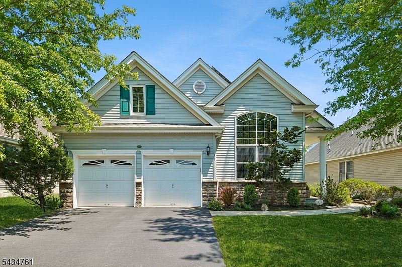 1st image of 38 Constitution Way
