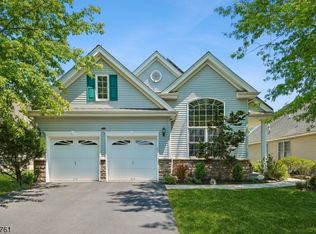 38 Constitution Way, Somerset, NJ 08873