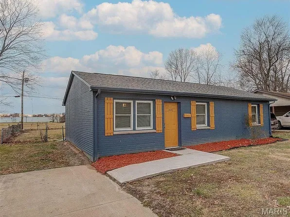 1426 Richard Dr, Cahokia, IL 62206