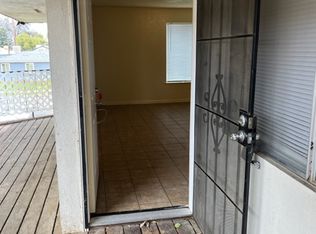 777 E King Ave APT C, Tulare, CA 93274