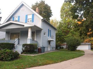 1584 Maple Rd, Cleveland Heights, OH 44121