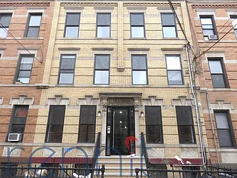 Rented by Rennit Inc.