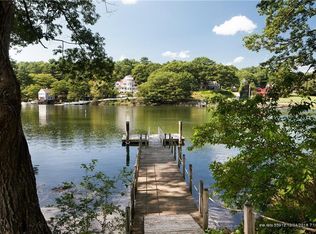 6 Pocahontas Rd, Kittery Point, ME 03905