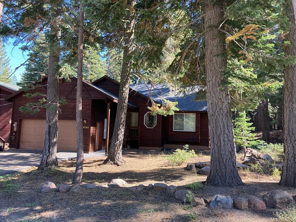 1st image of 15793 Northwoods Blvd