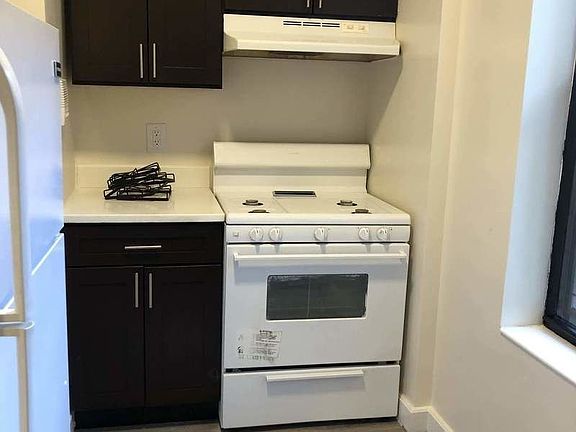 3rd image of 4165 75th St APT 7D