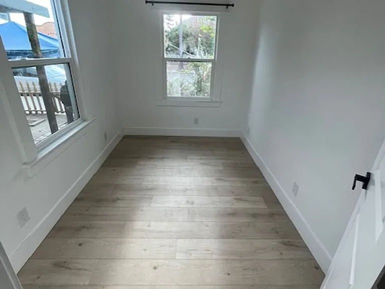 109 E Alberta St — Photo 11