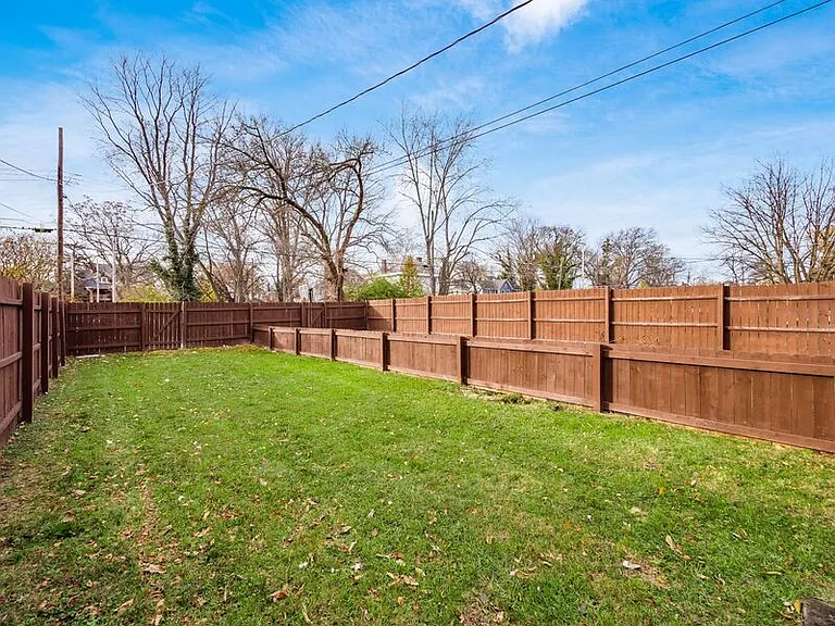 561 Kimball Pl — Photo 34