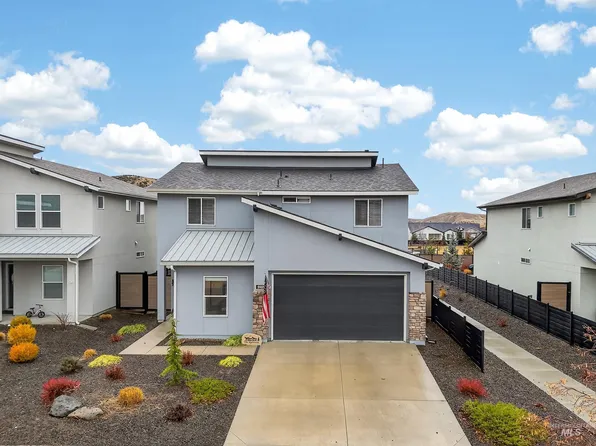 5657 W Song Sparrow St, Boise, ID 83714