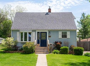 1138 S 5th St, Dekalb, IL 60115