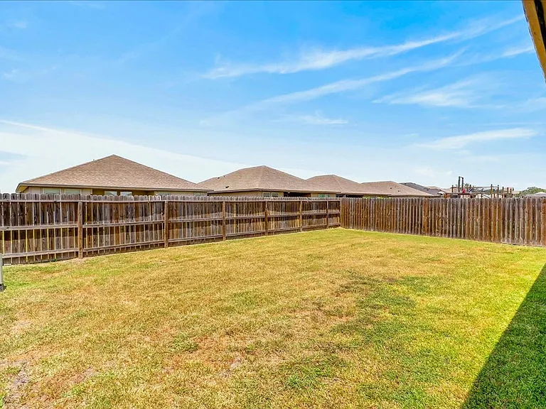 3913 Targaryen Way — Photo 30