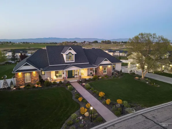414 E Shafer View Dr, Meridian, ID 83642