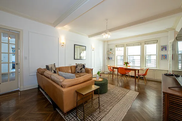 Sold by Compass | media 1