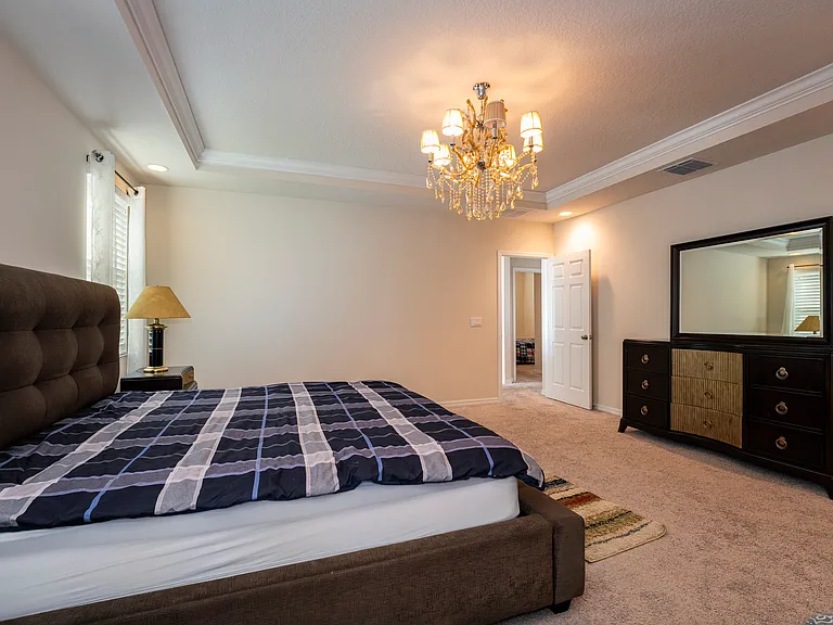 8100 Summerlake Groves St — Photo 12