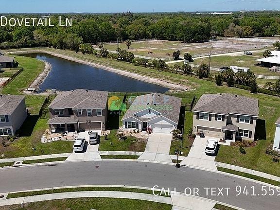 2nd image of 4122 Dovetail Ln