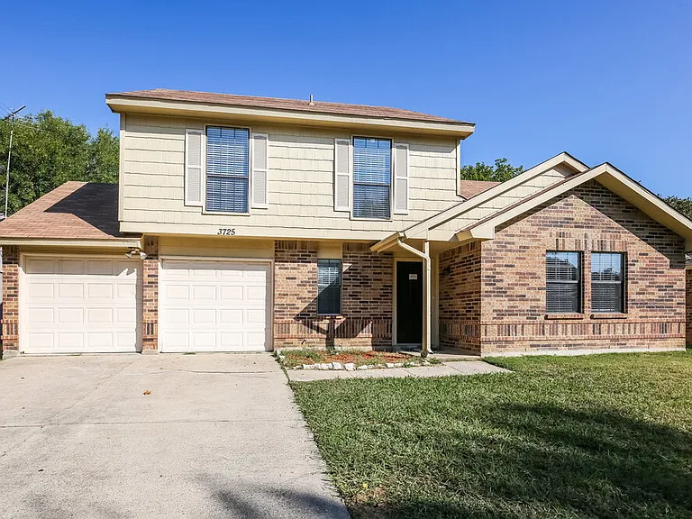 3725 Whitefern Dr — Photo 1