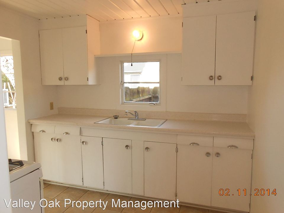 2nd image of 1121 El Vecino Ct
