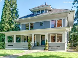 3147 SE Tacoma St, Portland, OR