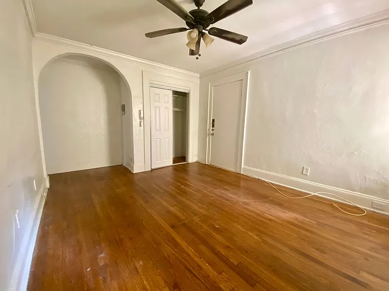 Spanish Oaks Apartment — Photo 15