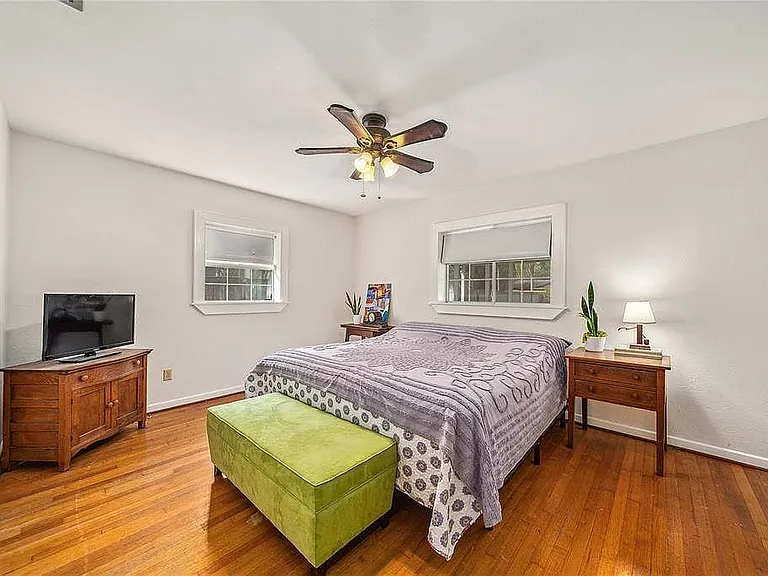 1416 N Forest Ave — Photo 14