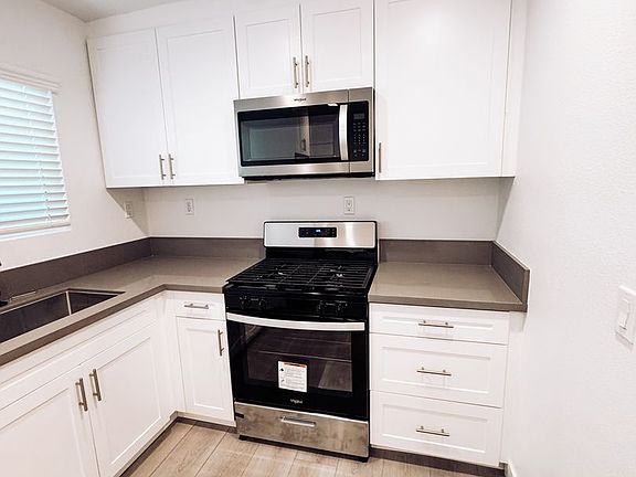 4th image of 2029 Harbor Blvd APT 9