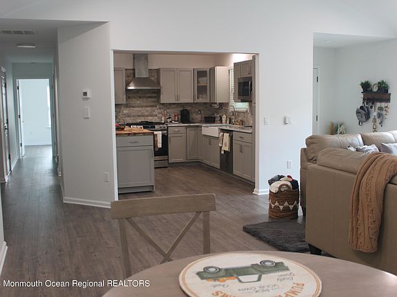 5th image of 26 Rosewood Court