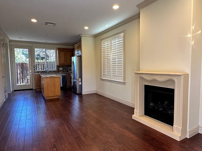 186 Redding Rd — Photo 3