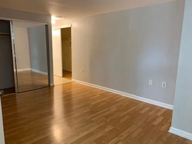 4410 Pembrook Village Dr — Photo 10