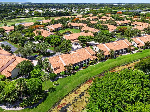 5th image of 7916 LA MIRADA Drive