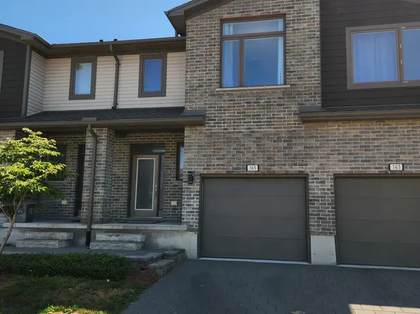 1960 Dalmagarry Rd, London, ON