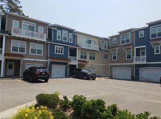 624 Foster Ln, Virginia Beach, VA 23451