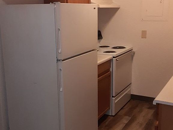 4th image of 817-821 36th Ave S #821-01