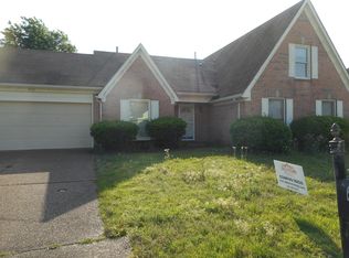 870 Sun Vista Dr E, Cordova, TN 38018