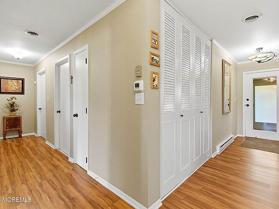 3rd image of 76B Buckingham Dr