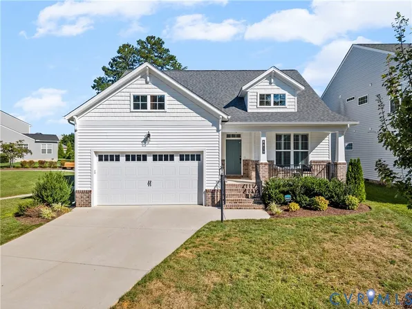 8819 Roberta Rd, Mechanicsville, VA 23116