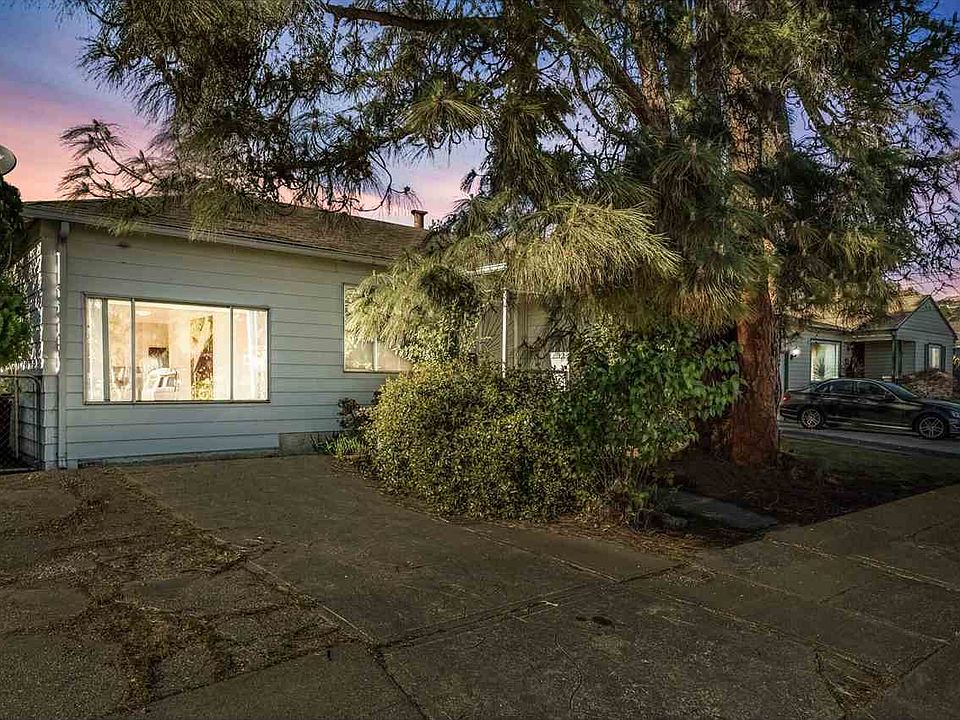 1st image of 1643 142nd Ave